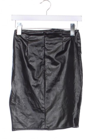 Пола Unbranded, Размер S, Цвят Черен, Цена 2,04 €