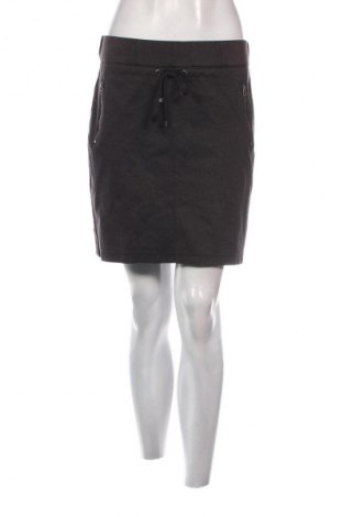 Пола Unbranded, Размер XL, Цвят Черен, Цена 2,04 €