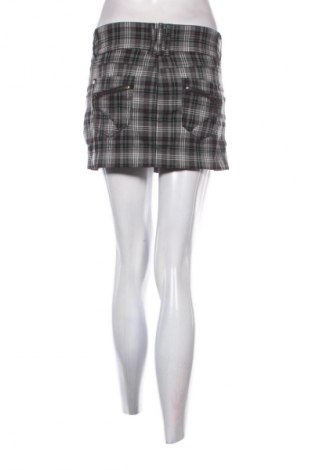 Пола Unbranded, Размер M, Цвят Многоцветен, Цена 2,04 €