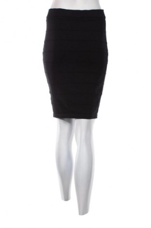 Пола Unbranded, Размер M, Цвят Черен, Цена 2,04 €