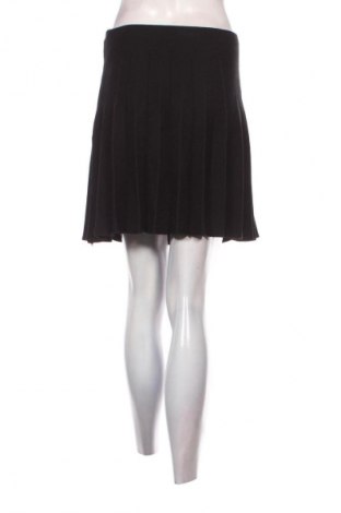 Пола Unbranded, Размер S, Цвят Черен, Цена 2,04 €