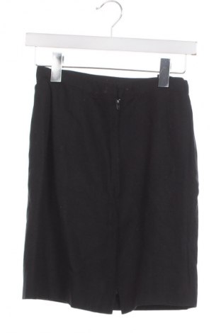 Пола Unbranded, Размер XS, Цвят Черен, Цена 2,04 €