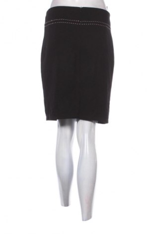 Пола Unbranded, Размер M, Цвят Черен, Цена 2,04 €