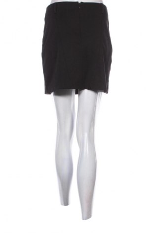 Пола Unbranded, Размер M, Цвят Черен, Цена 2,04 €