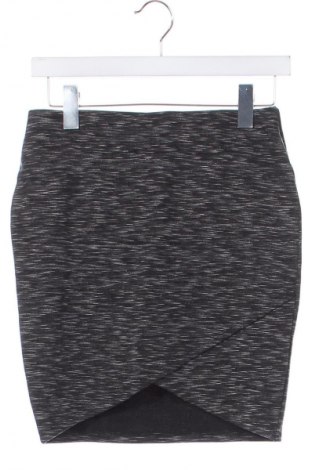 Пола Unbranded, Размер M, Цвят Многоцветен, Цена 2,04 €