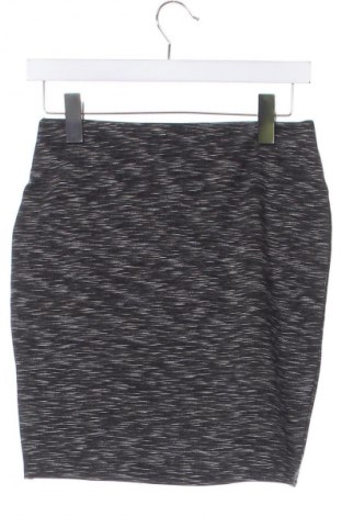 Пола Unbranded, Размер M, Цвят Многоцветен, Цена 2,04 €