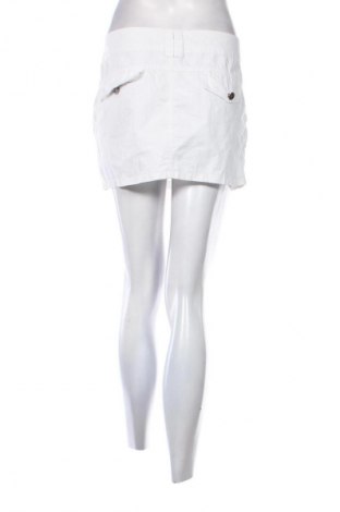 Пола Unbranded, Размер L, Цвят Бял, Цена 2,04 €