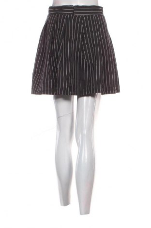 Пола - панталон Unbranded, Размер S, Цвят Многоцветен, Цена 3,06 €