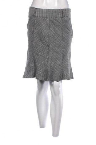 Пола Amisu, Размер S, Цвят Многоцветен, Цена 2,04 €