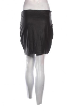 Пола Amisu, Размер M, Цвят Черен, Цена 2,04 €