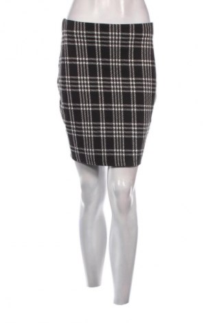 Пола Amisu, Размер M, Цвят Многоцветен, Цена 2,04 €