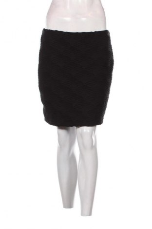 Пола Amisu, Размер L, Цвят Черен, Цена 2,04 €