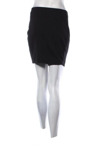 Пола Amisu, Размер M, Цвят Черен, Цена 2,04 €