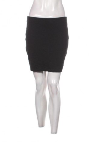 Пола Amisu, Размер M, Цвят Черен, Цена 2,04 €