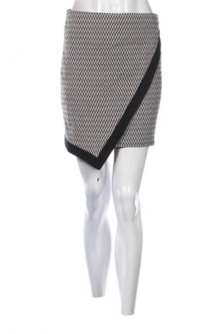 Spódnica Atmosphere, Rozmiar M, Kolor Kolorowy, Cena 17,99 zł