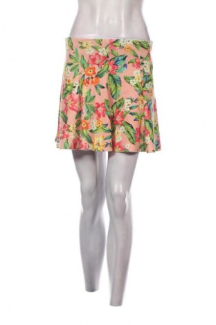 Пола Bershka, Размер S, Цвят Многоцветен, Цена 2,04 €