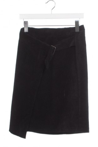 Sukně Bershka, Velikost S, Barva Černá, Cena  159,00 Kč
