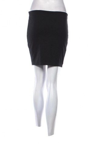 Пола Cubus, Размер S, Цвят Черен, Цена 2,04 €