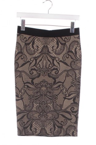 Пола Daphne, Размер XS, Цвят Многоцветен, Цена 2,04 €