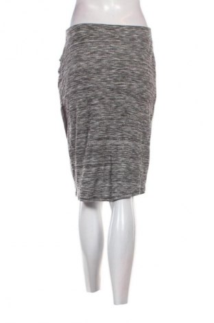 Пола Edc By Esprit, Размер M, Цвят Сив, Цена 2,04 €