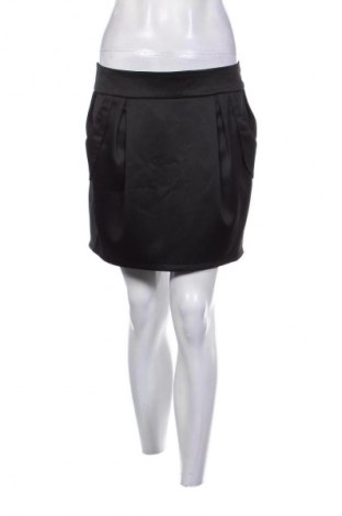 Пола F&F, Размер M, Цвят Черен, Цена 2,04 €