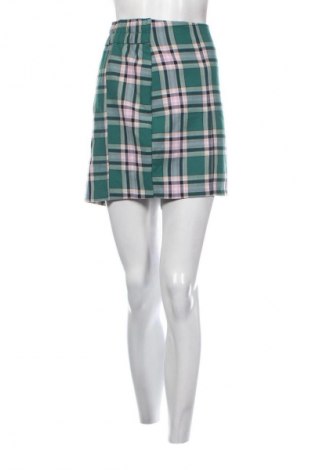 Пола Fb Sister, Размер L, Цвят Многоцветен, Цена 2,04 €