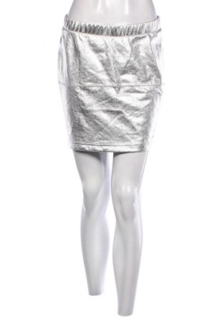 Пола Flame, Размер S, Цвят Сребрист, Цена 2,04 €