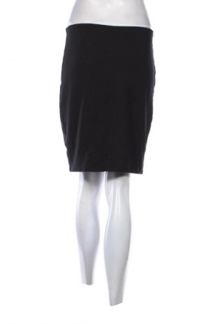 Пола Gina Tricot, Размер L, Цвят Черен, Цена 2,55 €