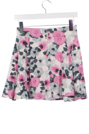 Пола H&M, Размер S, Цвят Многоцветен, Цена 2,04 €