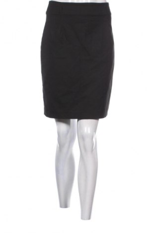 Пола H&M, Размер S, Цвят Черен, Цена 2,04 €