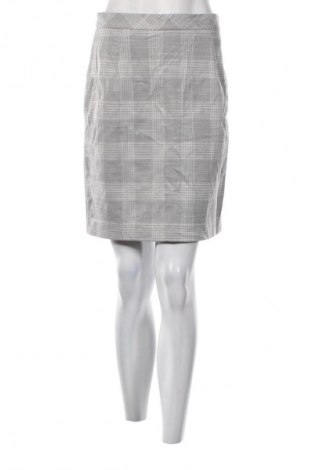 Пола H&M, Размер M, Цвят Многоцветен, Цена 2,04 €