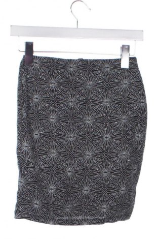 Пола H&M, Размер XS, Цвят Сребрист, Цена 2,04 €