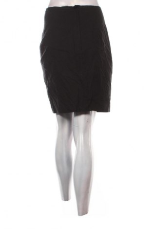 Пола H&M, Размер S, Цвят Черен, Цена 2,55 €