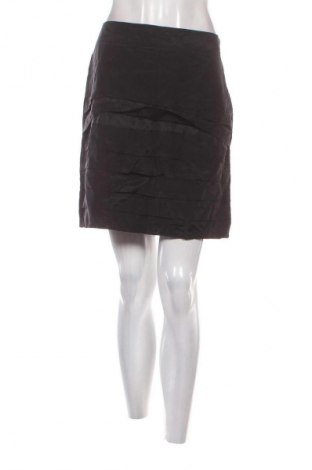 Пола H&M, Размер M, Цвят Черен, Цена 2,04 €