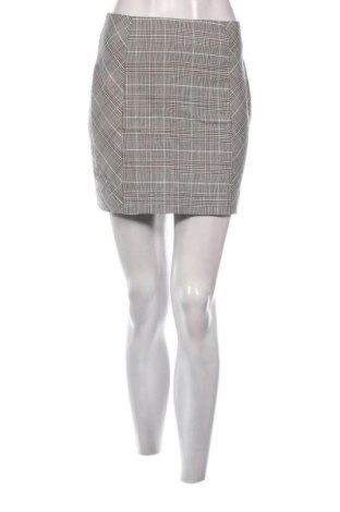 Пола H&M, Размер S, Цвят Многоцветен, Цена 2,04 €