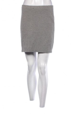 Пола Hema, Размер M, Цвят Многоцветен, Цена 2,04 €