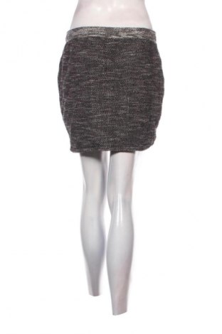 Пола Hema, Размер S, Цвят Многоцветен, Цена 2,04 €