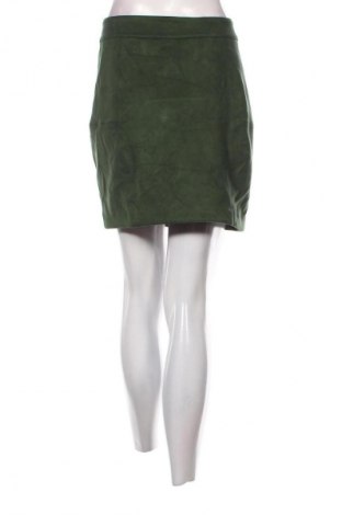 Пола Hema, Размер S, Цвят Зелен, Цена 2,04 €