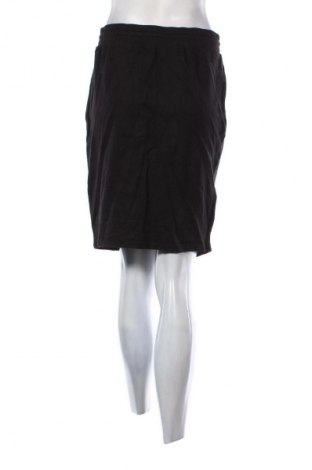 Пола Hema, Размер M, Цвят Черен, Цена 2,04 €