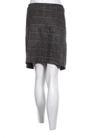 Пола Hema, Размер L, Цвят Многоцветен, Цена 2,04 €