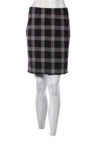 Пола Janina, Размер M, Цвят Многоцветен, Цена 2,04 €