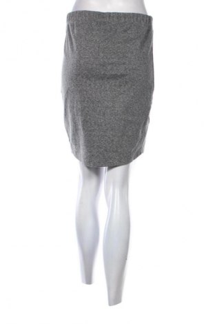 Пола Janina, Размер M, Цвят Сив, Цена 2,04 €