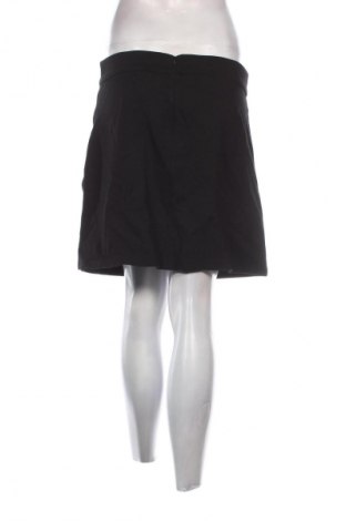 Пола LC Waikiki, Размер L, Цвят Черен, Цена 2,04 €