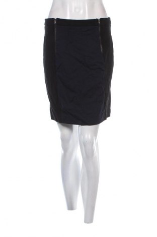 Пола Mango, Размер M, Цвят Черен, Цена 2,04 €