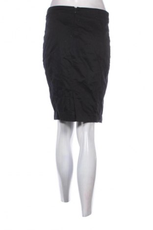 Пола Mango, Размер S, Цвят Черен, Цена 2,04 €