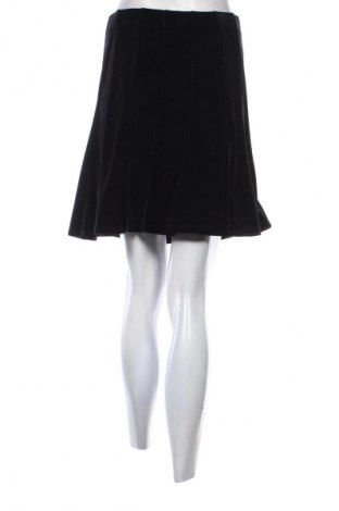 Пола Marks & Spencer, Размер S, Цвят Черен, Цена 2,04 €