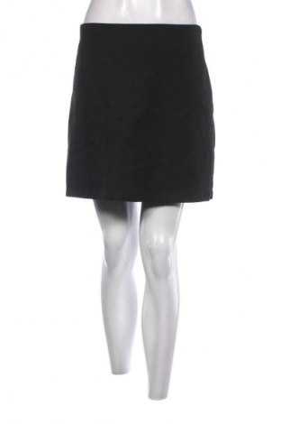 Пола Monki, Размер M, Цвят Черен, Цена 2,04 €