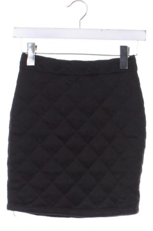 Пола ONLY, Размер XS, Цвят Черен, Цена 2,04 €