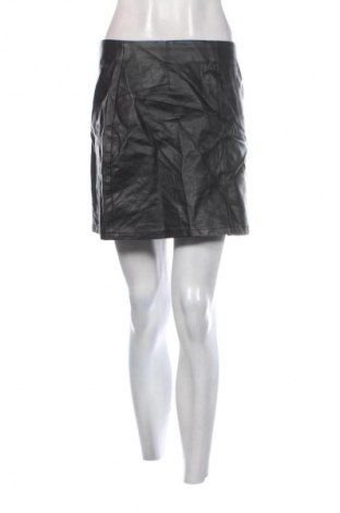 Пола Primark, Размер M, Цвят Черен, Цена 2,04 €