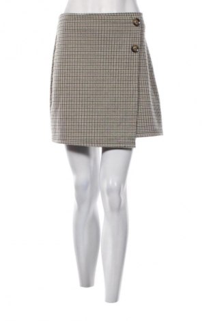 Пола Studio, Размер M, Цвят Многоцветен, Цена 2,04 €